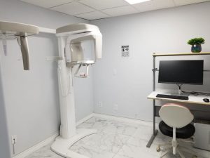 3D digital scanning technology at Red Rose Dentistry Hamilton — precise digital impressions for aligners and implants